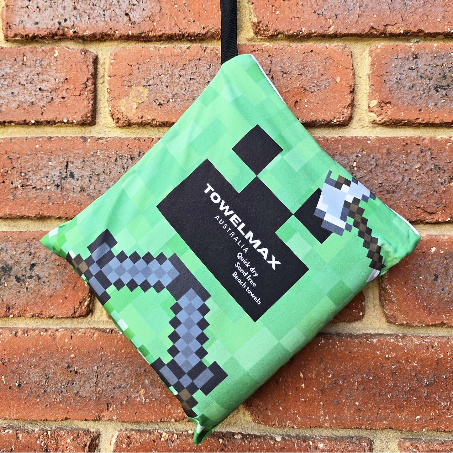 Kids sand free beach towel Minecraft